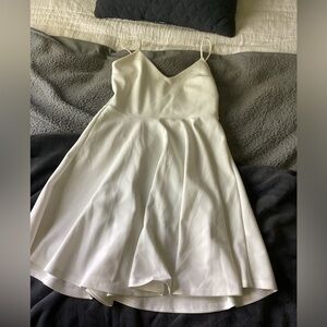 US 6 white misguided dress